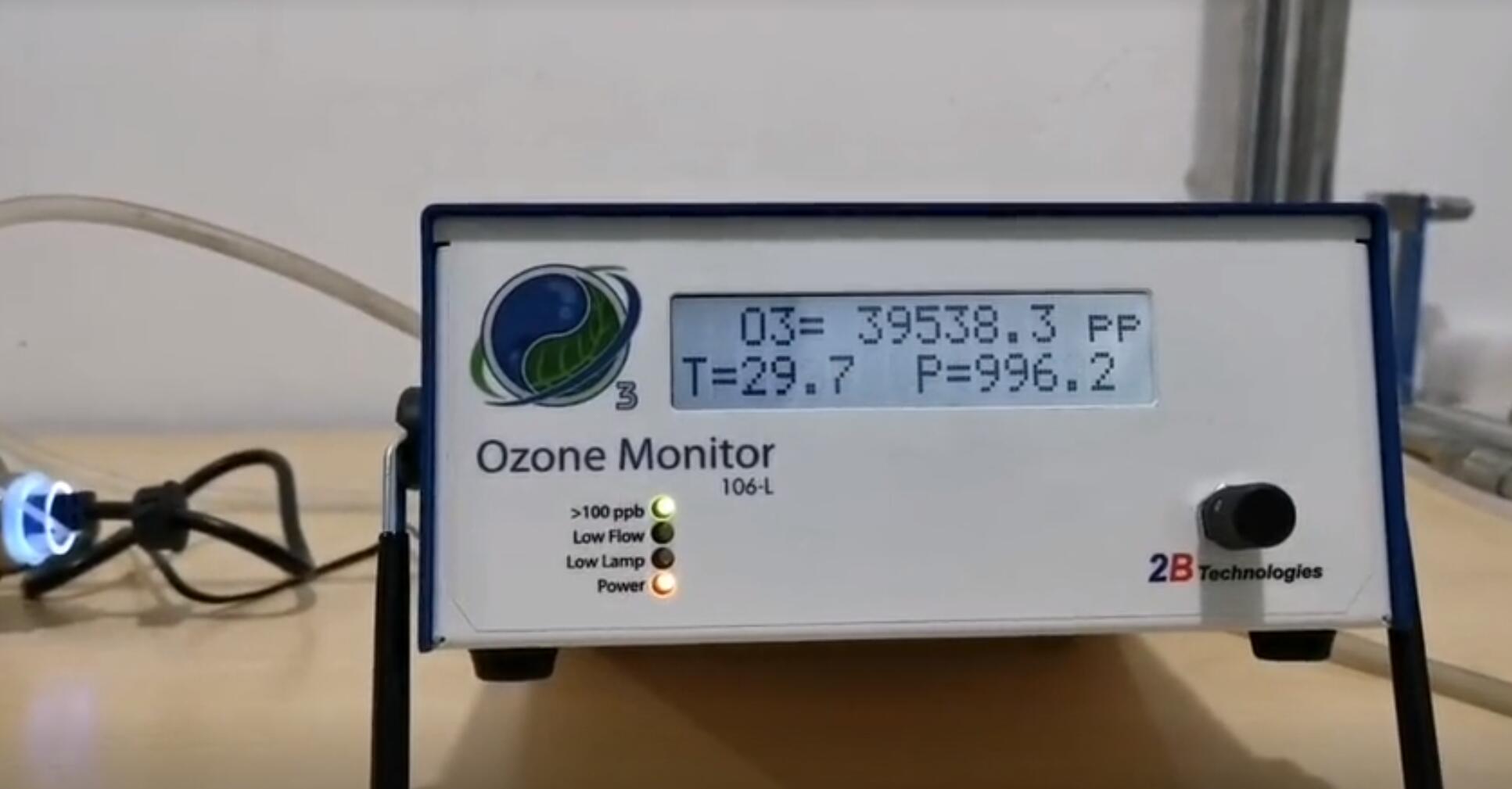 紫外线臭氧发生器用美国2B 臭氧分析仪 测试现场